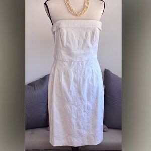 NWT WHBM, Strapless Sheath Dress with optional spaghetti straps. White, Size 6